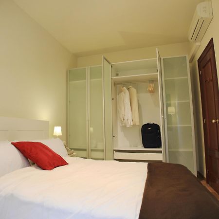 Alguera Apartments Napols Barcelona Ngoại thất bức ảnh